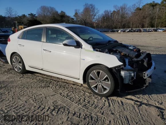 ✅ 2017 Hyundai Ioniq Limited • VIN: KMHC85LC1HU020833 • Lot: 46894045. Wystawiony na Copart z przebiegiem 129 516 mil. Bezpłatny archiwum sprzedaży aukcyjnych z USA i szczegółowy raport historii pojazdu na DreamBid. Zdjęcie 4.