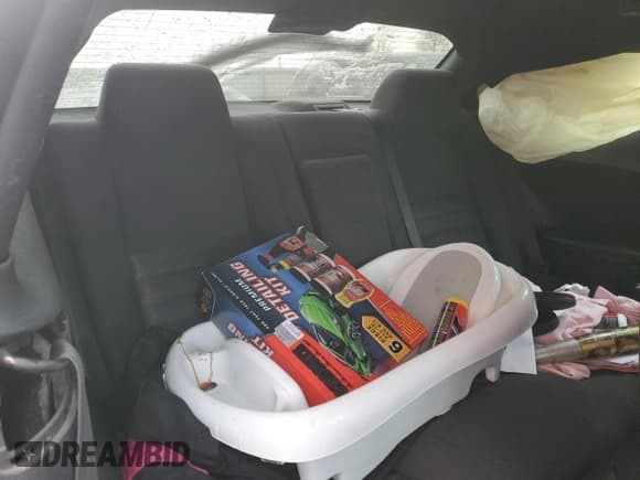 ✅ 2010 Dodge Challenger SE • VIN: 2B3CJ4DV0AH261604 • Lot: 47954764. Wystawiony na Copart z przebiegiem 140 327 mil. Bezpłatny archiwum sprzedaży aukcyjnych z USA i szczegółowy raport historii pojazdu na DreamBid. Zdjęcie 10.