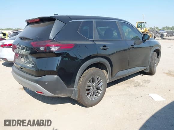 ✅ 2023 Nissan Rogue S • VIN: 5N1BT3AB4PC809393 • Lot: 43130515. Listed on IAAI with 79,556 mi. Free auction sales archive from the USA and detailed vehicle history report at DreamBid. Image 4.