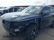 ✅ 2022 Volvo XC40 Inscription • VIN: YV4162UL4N2697409 • Лот: 43710282. Опубликован ранее на IAAI с пробегом 11 350 миль. Бесплатный доступ к архиву аукционных продаж из США и подробный отчёт об истории автомобиля на DreamBid. Изображение 6.