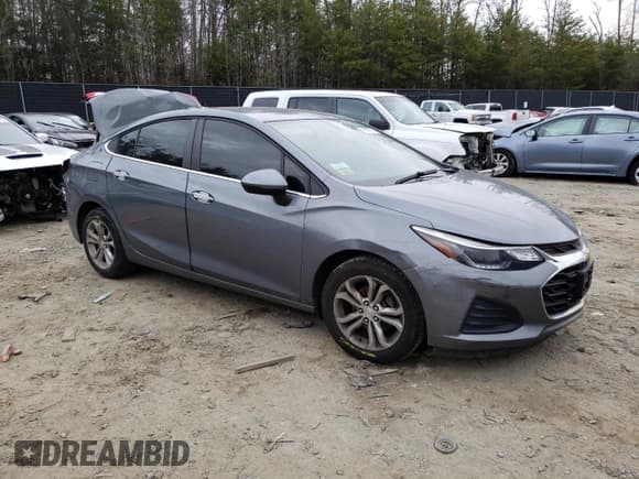✅ 2019 Chevrolet Cruze LT • VIN: 1G1BE5SM3K7133247 • Лот: 41525713. Опубликован ранее на Copart с пробегом 43 251 миль. Бесплатный доступ к архиву аукционных продаж из США и подробный отчёт об истории автомобиля на DreamBid. Изображение 4.