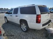 ✅ 2010 Chevrolet Suburban LS • VIN: 1GNUCHE02AR264258 • Lot: 74085184. Wystawiony na Copart z przebiegiem 193 358 mil. Bezpłatny archiwum sprzedaży aukcyjnych z USA i szczegółowy raport historii pojazdu na DreamBid. Zdjęcie 2.