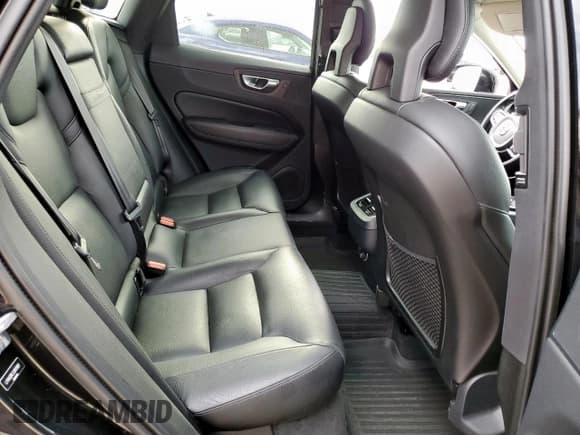 ✅ 2018 Volvo XC60 Inscription • VIN: LYVA22RL5JB101661 • Lot: 70474965. Listed on Copart with 73,181 mi. Free auction sales archive from the USA and detailed vehicle history report at DreamBid. Image 11.