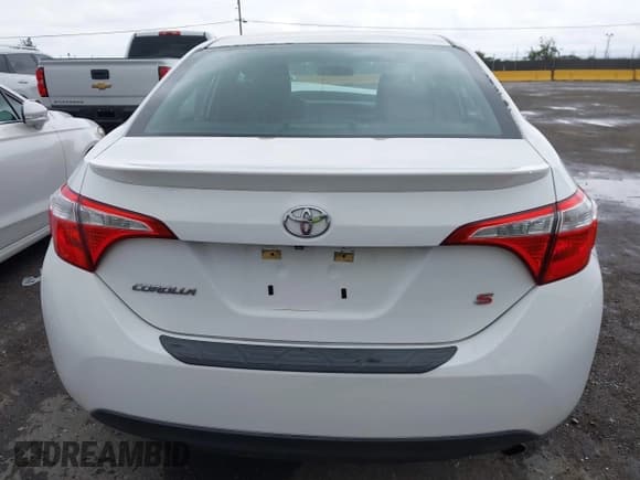✅ 2016 Toyota Corolla L • VIN: 5YFBURHE5GP442810 • Lot: 43464449. Listed on IAAI with 67,506 mi. Free auction sales archive from the USA and detailed vehicle history report at DreamBid. Image 17.