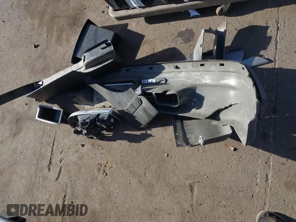 ✅ 2001 Chevrolet Blazer LT • VIN: 1GNDT13W712120082 • Lot: 41132238. Wystawiony na IAAI z przebiegiem 109 196 mil. Bezpłatny archiwum sprzedaży aukcyjnych z USA i szczegółowy raport historii pojazdu na DreamBid. Zdjęcie 12.