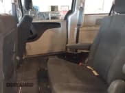 ✅ 2015 Dodge Grand Caravan SE • VIN: 2C4RDGBG6FR724756 • Lot: 42897032. Wystawiony na IAAI z przebiegiem 249 078 mil. Bezpłatny archiwum sprzedaży aukcyjnych z USA i szczegółowy raport historii pojazdu na DreamBid. Zdjęcie 8.