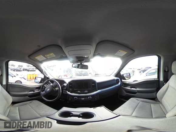 ✅ 2022 Ford F-150 XL • VIN: 1FTMF1E56NKE03194 • Lot: 41620978. Wystawiony na IAAI z przebiegiem 76 689 mil. Bezpłatny archiwum sprzedaży aukcyjnych z USA i szczegółowy raport historii pojazdu na DreamBid. Zdjęcie 20.