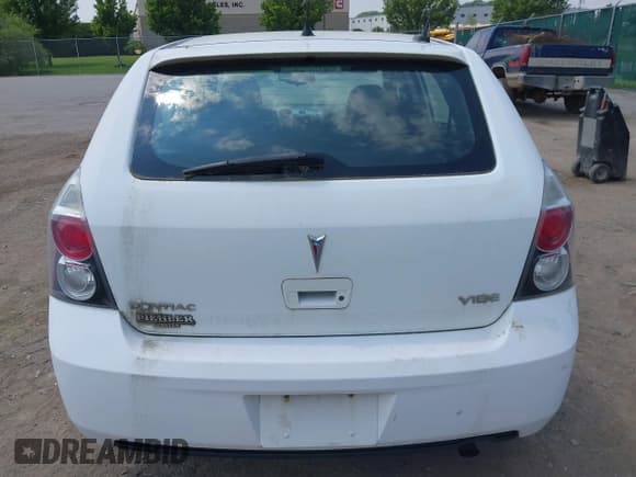 ✅ 2009 Pontiac Vibe 1SA • VIN: 5Y2SP67829Z464547 • Lot: 42420862. Wystawiony na IAAI z przebiegiem 118 207 mil. Bezpłatny archiwum sprzedaży aukcyjnych z USA i szczegółowy raport historii pojazdu na DreamBid. Zdjęcie 16.