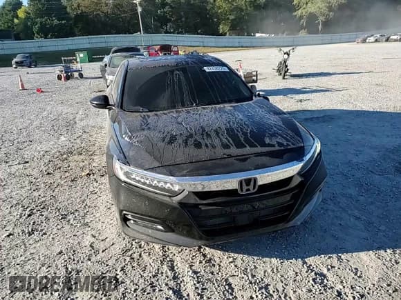 ✅ 2018 Honda Accord Touring • VIN: 1HGCV2F97JA001840 • Lot: 82438225. Wystawiony na Copart z przebiegiem 116 160 mil. Bezpłatny archiwum sprzedaży aukcyjnych z USA i szczegółowy raport historii pojazdu na DreamBid. Zdjęcie 13.