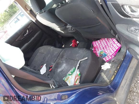 ✅ 2017 Nissan Rogue S • VIN: KNMAT2MT9HP504481 • Lot: 42764554. Listed on IAAI with 46,306 mi. Free auction sales archive from the USA and detailed vehicle history report at DreamBid. Image 8.