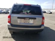 ✅ 2017 Jeep Patriot 75th Anniversary • VIN: 1C4NJPBB5HD141631 • Lot: 85928925. Wystawiony na Copart z przebiegiem 103 322 mil. Bezpłatny archiwum sprzedaży aukcyjnych z USA i szczegółowy raport historii pojazdu na DreamBid. Zdjęcie 6.