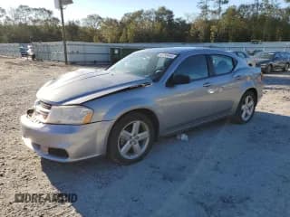 ✅ 2013 Dodge Avenger SE • VIN: 1C3CDZAB1DN645517 • Lot: 80788944. Wystawiony na Copart z przebiegiem 83 281 mil. Bezpłatny archiwum sprzedaży aukcyjnych z USA i szczegółowy raport historii pojazdu na DreamBid. Zdjęcie 1.