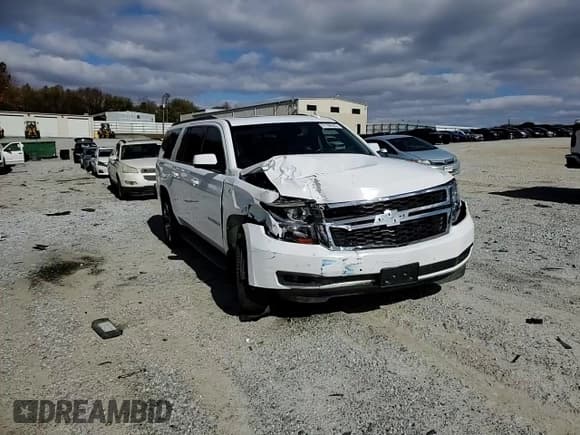✅ 2020 Chevrolet Suburban LT • VIN: 1GNSKHKC0LR173727 • Lot: 91106325. Listed on Copart with 111,503 mi. Free auction sales archive from the USA and detailed vehicle history report at DreamBid. Image 14.