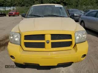 2006 Dodge Dakota SLT с VIN 1D7HW48N86S679222, выставлен на аукционе Copart как лот 71169894 с пробегом 115 545 миль миль и Списание • Salvage title. История ставок и продаж доступна на DreamBid. Изображение 5.