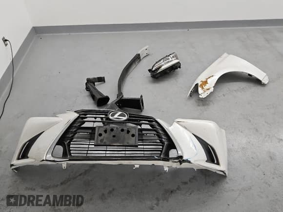 ✅ 2016 Lexus GS 200t • VIN: JTHBA1BL8GA000852 • Lot: 44496345. Listed on Copart with 194,055 mi. Free auction sales archive from the USA and detailed vehicle history report at DreamBid. Image 12.