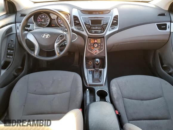 ✅ 2016 Hyundai Elantra SE • VIN: 5NPDH4AE3GH732566 • Lot: 81978665. Listed on Copart with 86,425 mi. Free auction sales archive from the USA and detailed vehicle history report at DreamBid. Image 8.