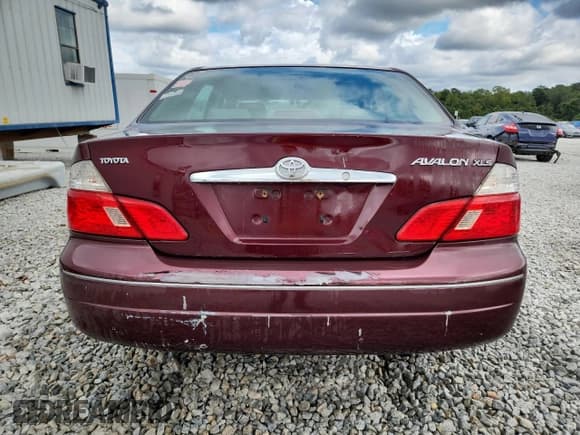 ✅ 2003 Toyota Avalon XL • VIN: 4T1BF28B53U288373 • Lot: 84580915. Wystawiony na Copart z przebiegiem 241 583 mil. Bezpłatny archiwum sprzedaży aukcyjnych z USA i szczegółowy raport historii pojazdu na DreamBid. Zdjęcie 6.