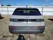 ✅ 2023 Hyundai Ioniq 5 SE • VIN: KM8KM4AE6PU136579 • Lot: 80933534. Wystawiony na Copart z przebiegiem 10 055 mil mil. Skorzystaj z bezpłatnego archiwum sprzedaży aukcyjnych z USA i zobacz szczegółowy raport historii pojazdu na DreamBid. Zdjęcie 6.