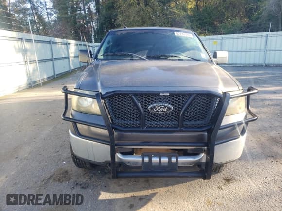 ✅ 2006 Ford F-150 XLT • VIN: 1FTRW14W76FB03299 • Lot: 82712394. Listed on Copart with 233,086 mi. Free auction sales archive from the USA and detailed vehicle history report at DreamBid. Image 5.