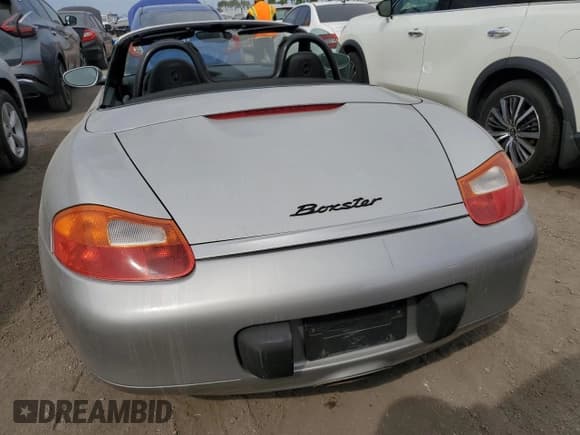 ✅ 2001 Porsche Boxster • VIN: WP0CA29851U622599 • Лот: 75466684. Опубликован ранее на Copart с пробегом Не указан. Бесплатный доступ к архиву аукционных продаж из США и подробный отчёт об истории автомобиля на DreamBid. Изображение 6.