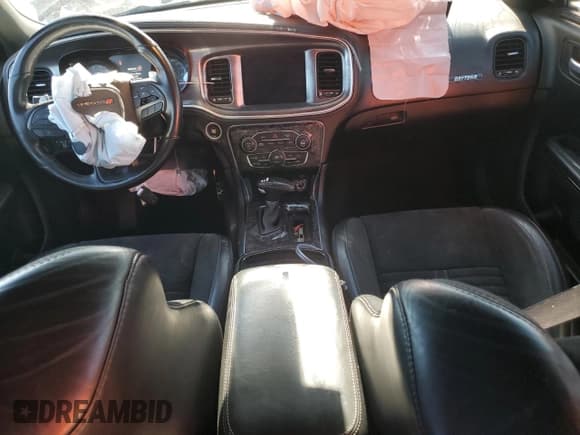 ✅ 2019 Dodge Charger Scat Pack • VIN: 2C3CDXGJ3KH742680 • Лот: 87060005. Опубликован ранее на Copart с пробегом 77 070 миль. Бесплатный доступ к архиву аукционных продаж из США и подробный отчёт об истории автомобиля на DreamBid. Изображение 8.