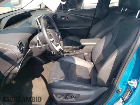 2017 Toyota Prius Plus с VIN JTDKARFP6H3033982, выставлен на аукционе Copart как лот 67222745 с пробегом 111 481 миль миль и Списание • Salvage title. История ставок и продаж доступна на DreamBid. Изображение 7.