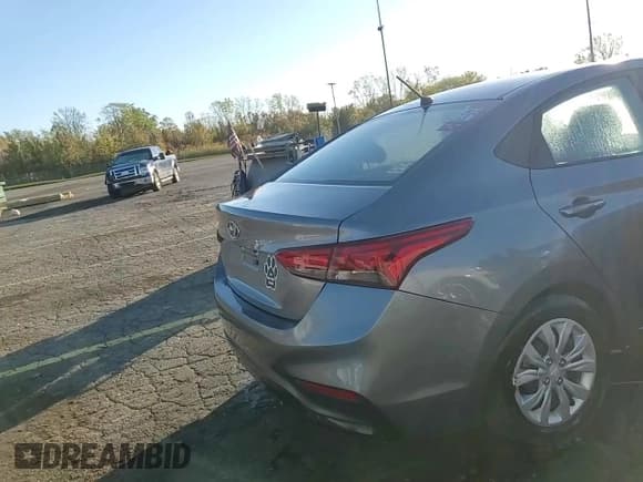 ✅ 2019 Hyundai Accent SEL • VIN: 3KPC24A36KE077523 • Lot: 86119025. Listed on Copart with 125,814 mi. Free auction sales archive from the USA and detailed vehicle history report at DreamBid. Image 13.