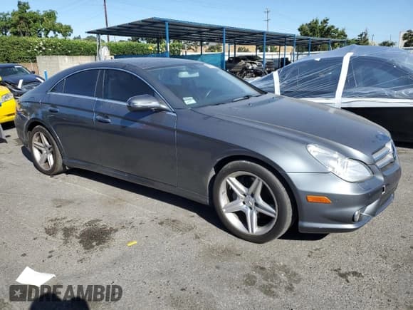 ✅ 2009 Mercedes-Benz CLS 550 • VIN: WDDDJ72X69A149060 • Лот: 59972364. Опубликован ранее на Copart с пробегом 142 013 миль. Бесплатный доступ к архиву аукционных продаж из США и подробный отчёт об истории автомобиля на DreamBid. Изображение 4.