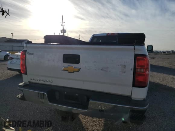 ✅ 2015 Chevrolet Silverado 2500HD Work Truck • VIN: 1GC2CUEG4FZ536046 • Lot: 43203665. Listed on Copart with 99,043 mi. Free auction sales archive from the USA and detailed vehicle history report at DreamBid. Image 6.