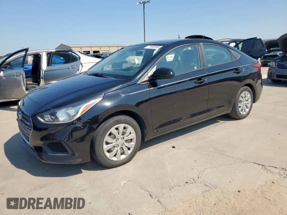 2018 Hyundai Accent SE with VIN 3KPC24A32JE035171, listed as a Copart auction lot 71985555 with 127,023 mi miles and Clean title. Bid and sale history available at DreamBid. Image 1.