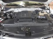 ✅ 2008 Lincoln Navigator • VIN: 5LMFU28528LJ10738 • Lot: 43237144. Wystawiony na IAAI z przebiegiem 235 766 mil. Bezpłatny archiwum sprzedaży aukcyjnych z USA i szczegółowy raport historii pojazdu na DreamBid. Zdjęcie 10.