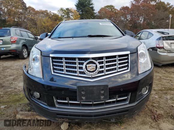 ✅ 2014 Cadillac SRX Performance Collection • VIN: 3GYFNFE35ES688377 • Лот: 89922095. Опубликован ранее на Copart с пробегом 149 488 миль. Бесплатный доступ к архиву аукционных продаж из США и подробный отчёт об истории автомобиля на DreamBid. Изображение 5.