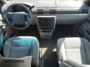 ✅ 2007 Ford Freestar SE • VIN: 2FMZA516X7BA10706 • Lot: 50048655. Wystawiony na Copart z przebiegiem Nie podano. Bezpłatny archiwum sprzedaży aukcyjnych z USA i szczegółowy raport historii pojazdu na DreamBid. Zdjęcie 8.