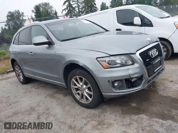 ✅ 2010 Audi Q5 Premium Plus • VIN: WA1LKAFP1AA064359 • Lot: 42283403. Listed on IAAI with 175,608 mi. Free auction sales archive from the USA and detailed vehicle history report at DreamBid. Image 1.