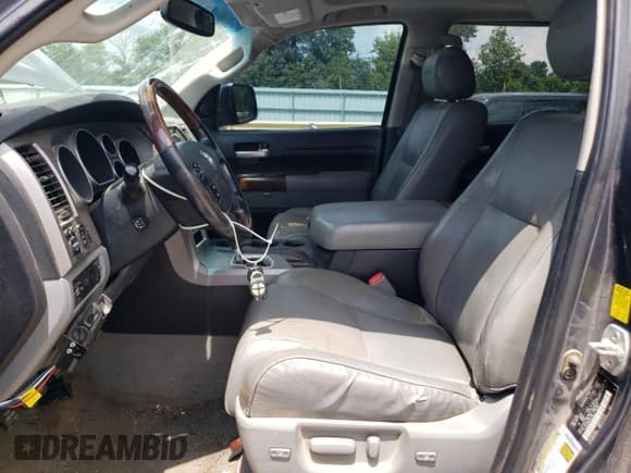 ✅ 2010 Toyota Tundra Limited • VIN: 5TFHW5F14AX137787 • Лот: 64490165. Опубликован ранее на Copart с пробегом 239 990 миль. Бесплатный доступ к архиву аукционных продаж из США и подробный отчёт об истории автомобиля на DreamBid. Изображение 7.