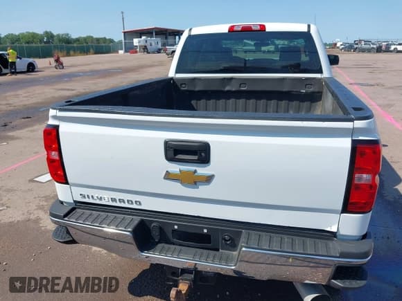 ✅ 2017 Chevrolet Silverado 2500HD Work Truck • VIN: 1GC1KUEY9HF127407 • Lot: 42942698. Listed on IAAI with 39,057 mi. Free auction sales archive from the USA and detailed vehicle history report at DreamBid. Image 16.