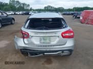 ✅ 2018 Mercedes-Benz GLA 250 • VIN: WDCTG4GB6JJ436686 • Lot: 42705499. Wystawiony na IAAI z przebiegiem 134 237 mil. Bezpłatny archiwum sprzedaży aukcyjnych z USA i szczegółowy raport historii pojazdu na DreamBid. Zdjęcie 16.
