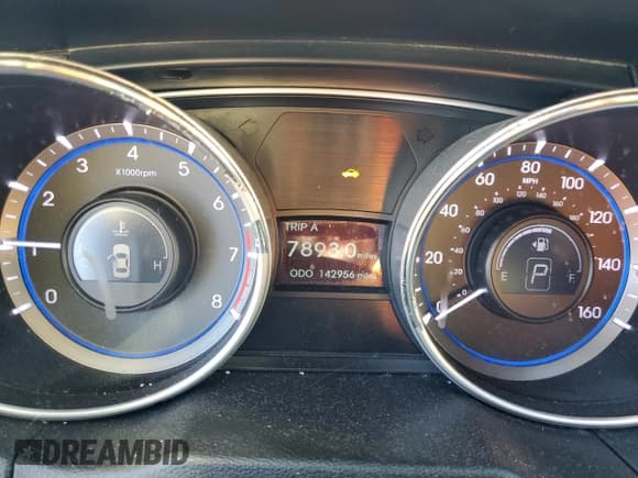 ✅ 2011 Hyundai Sonata GLS • VIN: 5NPEB4ACXBH268270 • Лот: 82500835. Опубликован ранее на Copart с пробегом 142 956 миль. Бесплатный доступ к архиву аукционных продаж из США и подробный отчёт об истории автомобиля на DreamBid. Изображение 9.