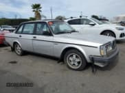 ✅ 1984 Volvo 200 • VIN: YV1AX4747E2035947 • Lot: 46527665. Wystawiony na Copart z przebiegiem 307 092 mil. Bezpłatny archiwum sprzedaży aukcyjnych z USA i szczegółowy raport historii pojazdu na DreamBid. Zdjęcie 4.