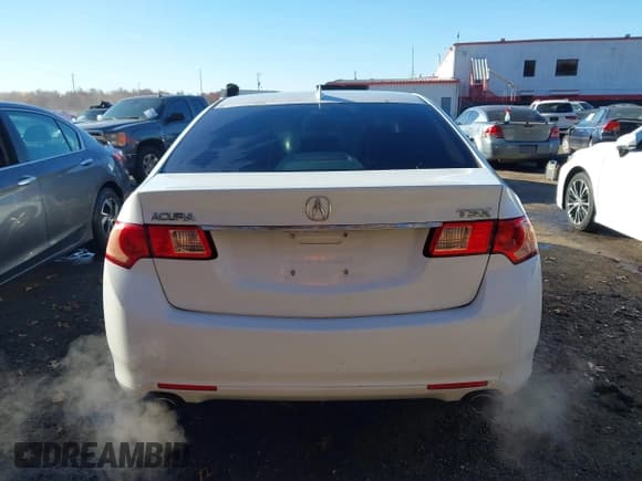 ✅ 2014 Acura TSX • VIN: JH4CU2F44EC005486 • Lot: 43610445. Listed on IAAI with 87,371 mi. Free auction sales archive from the USA and detailed vehicle history report at DreamBid. Image 16.