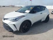 ✅ 2021 Toyota C-HR LE • VIN: JTNKHMBX6M1120819 • Lot: 42757320. Wystawiony na IAAI z przebiegiem 42 494 mil. Bezpłatny archiwum sprzedaży aukcyjnych z USA i szczegółowy raport historii pojazdu na DreamBid. Zdjęcie 2.