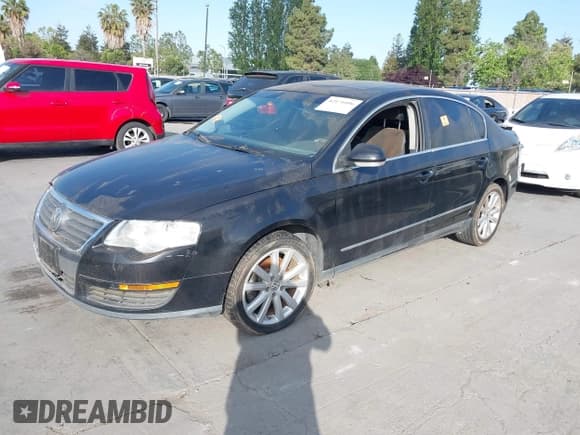 ✅ 2006 Volkswagen Passat 2.0T • VIN: WVWEK73CX6P131824 • Lot: 42171096. Listed on IAAI with Not provided. Free auction sales archive from the USA and detailed vehicle history report at DreamBid. Image 2.