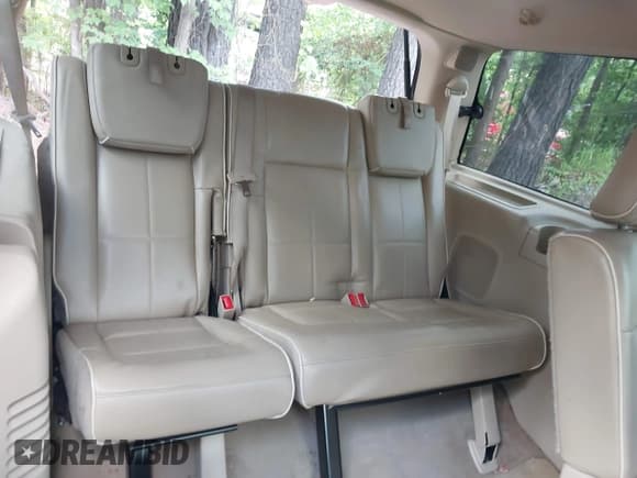 ✅ 2007 Lincoln Navigator • VIN: 5LMFU27577LJ00545 • Lot: 42679614. Wystawiony na IAAI z przebiegiem 163 302 mil. Bezpłatny archiwum sprzedaży aukcyjnych z USA i szczegółowy raport historii pojazdu na DreamBid. Zdjęcie 14.