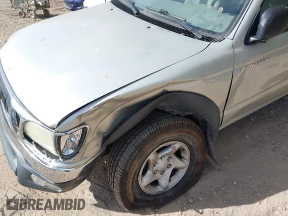 ✅ 2004 Toyota Tacoma • VIN: 5TEWN72N04Z458592 • Lot: 43493108. Wystawiony na IAAI z przebiegiem 71 122 mil. Bezpłatny archiwum sprzedaży aukcyjnych z USA i szczegółowy raport historii pojazdu na DreamBid. Zdjęcie 6.