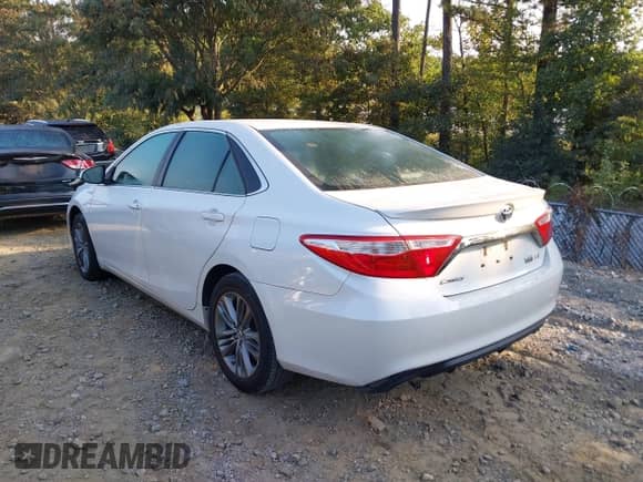 2016 Toyota Camry LE z VIN 4T1BD1FK0GU179201, wystawiony jako IAAI lot #43157471 z przebiegiem 191 456 mil mil oraz . Historia ofert i sprzedaży dostępna na DreamBid. Obrazek 3.