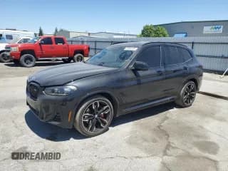 ✅ 2023 BMW X3 M40i • VIN: 5UX83DP0XP9T20938 • Лот: 65966135. Опубликован ранее на Copart с пробегом 15 695 миль. Бесплатный доступ к архиву аукционных продаж из США и подробный отчёт об истории автомобиля на DreamBid. Изображение 1.
