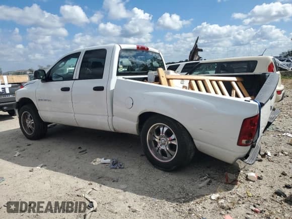 ✅ 2006 Dodge 1500 ST • VIN: 1D7HA18N76S653157 • Лот: 72517324. Опубликован ранее на Copart с пробегом 152 967 миль. Бесплатный доступ к архиву аукционных продаж из США и подробный отчёт об истории автомобиля на DreamBid. Изображение 2.