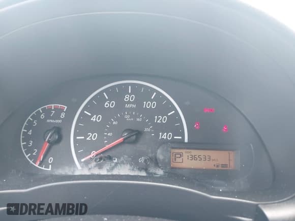 ✅ 2014 Nissan Versa SV • VIN: 3N1CN7AP6EL868939 • Лот: 42651612. Опубликован ранее на IAAI с пробегом 136 533 миль. Бесплатный доступ к архиву аукционных продаж из США и подробный отчёт об истории автомобиля на DreamBid. Изображение 7.