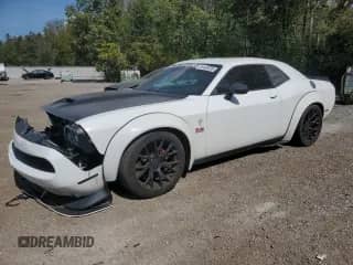 2016 Dodge Challenger SRT 392 с VIN 2C3CDZDJ6GH283278, выставлен на аукционе Copart как лот 80449535 с пробегом 47 593 миль миль и Списание • Salvage title. История ставок и продаж доступна на DreamBid. Изображение 1.