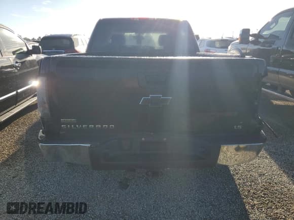 ✅ 2010 Chevrolet Silverado 1500 LS • VIN: 3GCRCREA1AG183796 • Lot: 74179164. Listed on Copart with Not provided. Free auction sales archive from the USA and detailed vehicle history report at DreamBid. Image 6.
